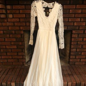 Lulus white long sleeve lace maxi dress